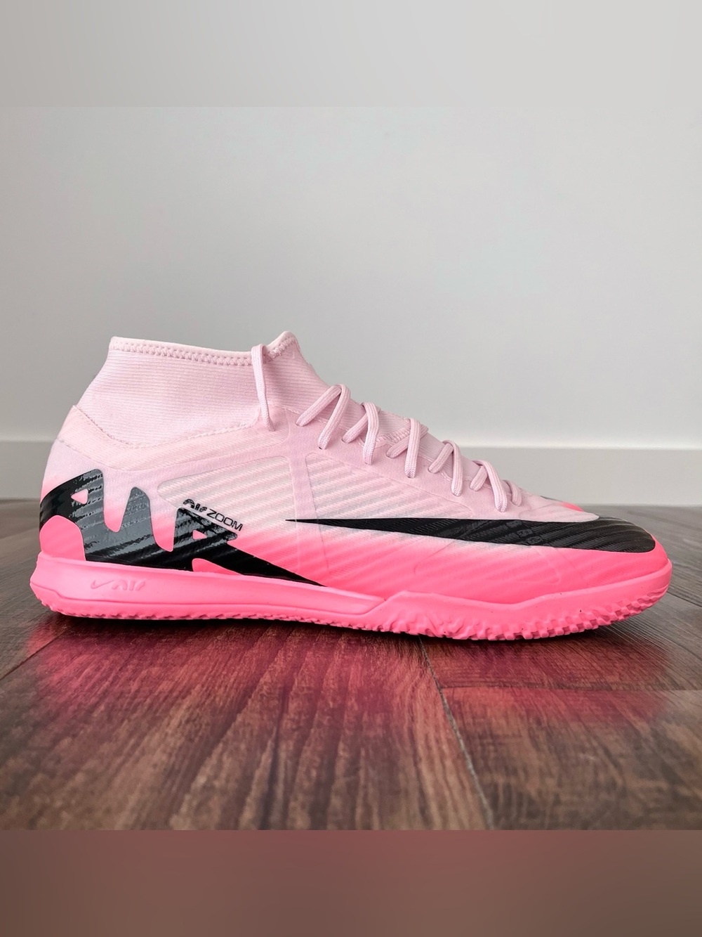 Nike Zoom Superfly 9 Academy IC Size 11 Pink DJ5627-601 Indoor Court Soccer Shoe